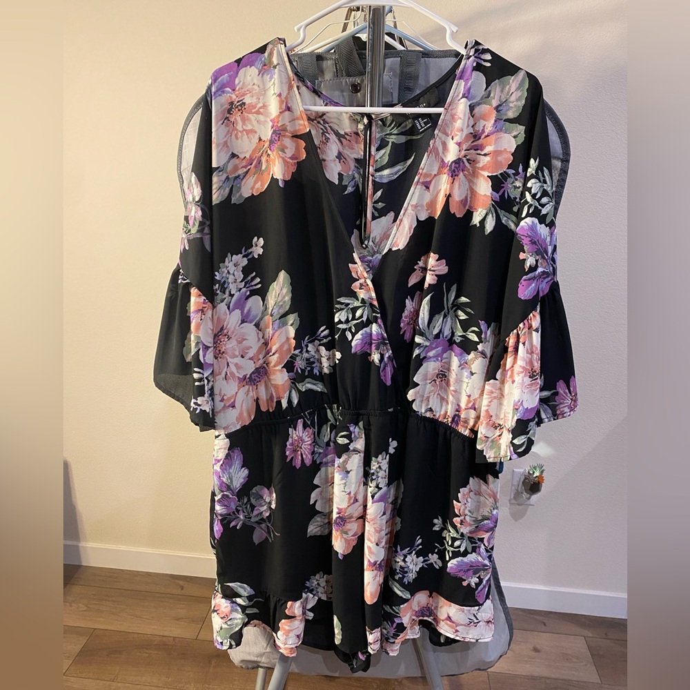 Forever 21 Black Floral Romper